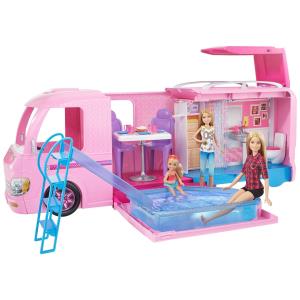 barbie-doll-house-cleaning